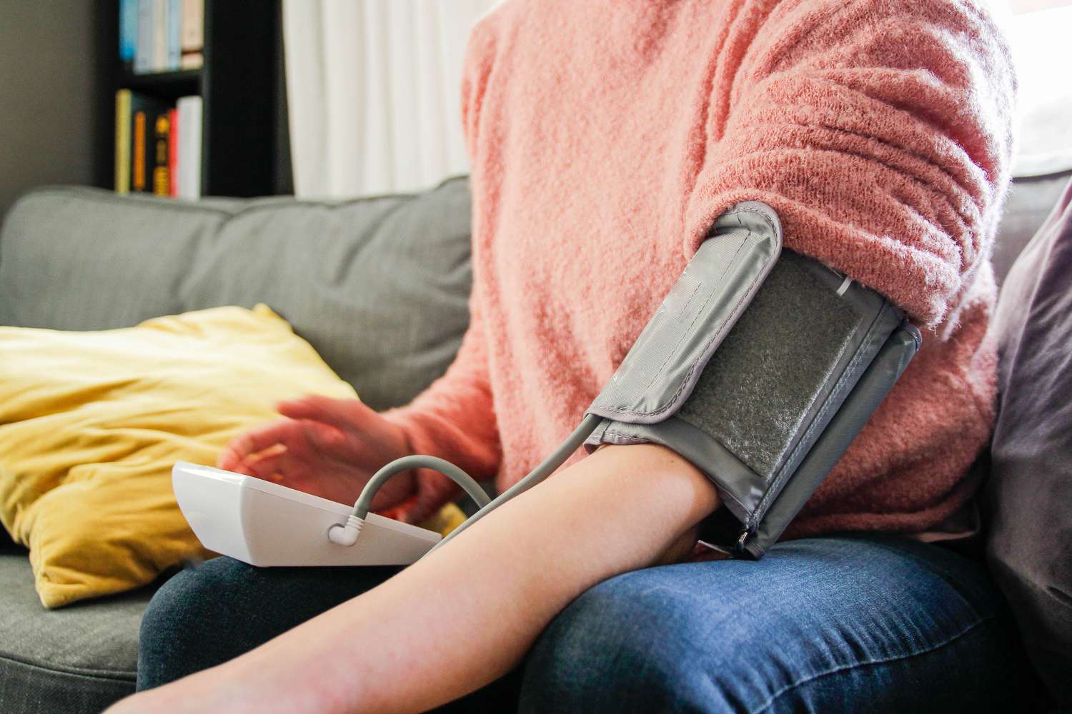 Simple Ways to Control High Blood Pressure Naturally